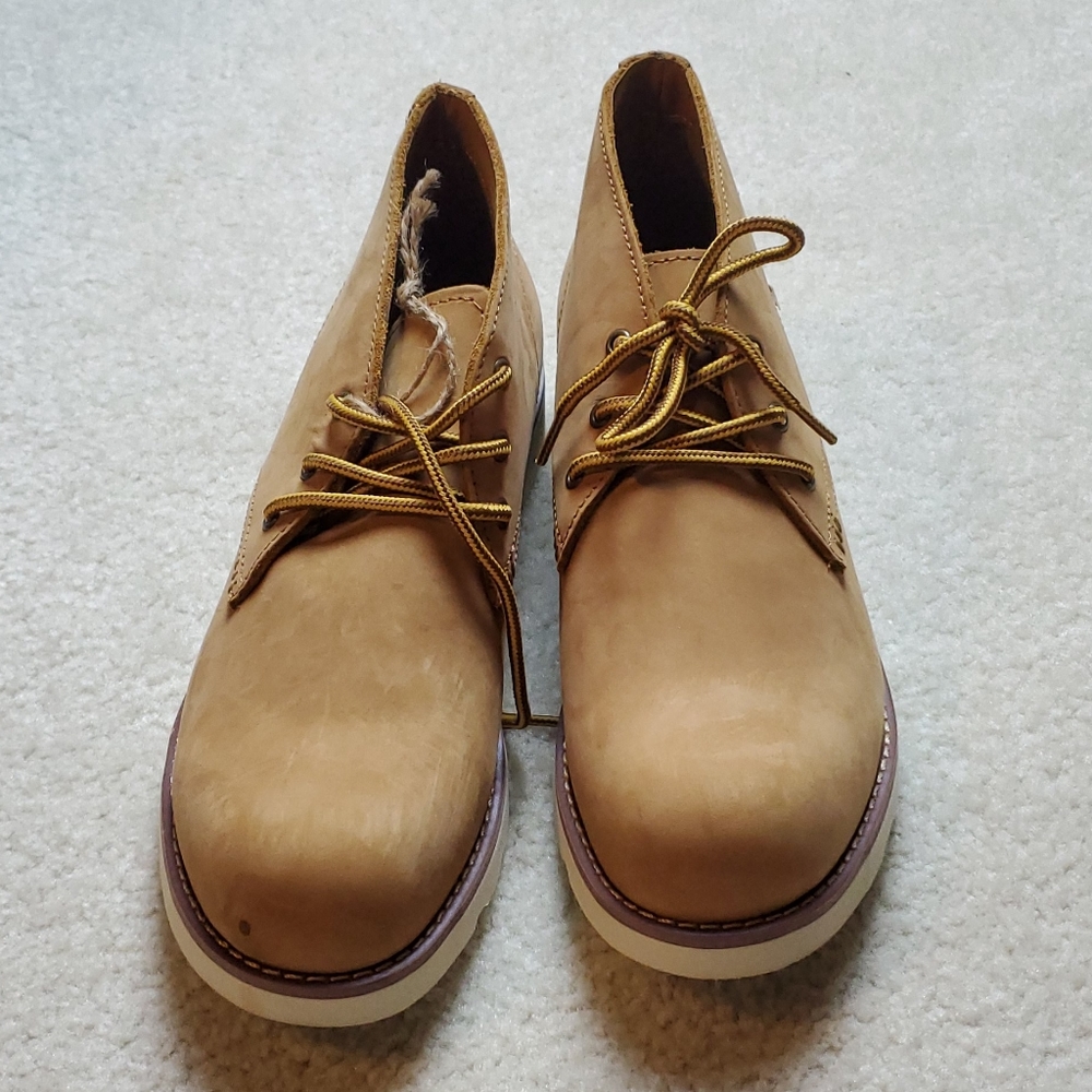 AMERICAN EAGLE MENS SHOES SIZE 11 BRAND NEW NO TAG